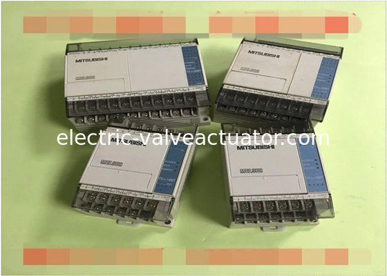 Dobra cena. 24 V DC 4 punkty FX1S-10MT-DSS Zintegrowane wyjścia Mitsubishi PLC Programmable Logic Controller w sieci