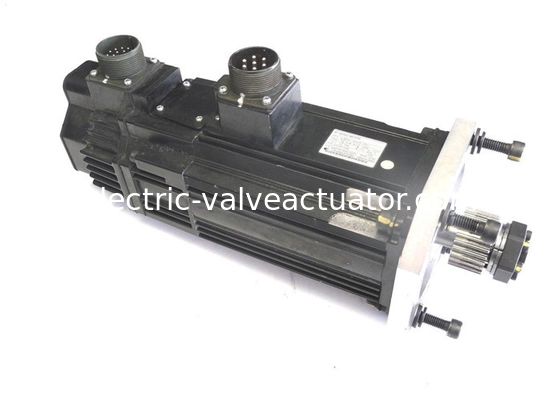 Dobra cena. YASKAWA SGMSH-20A2A-YR21 SERVO MOTOR UTSAE-B17BB4 Internal ENCODER 17 bit w sieci