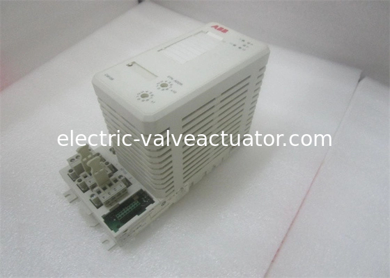 Dobra cena. DC722F 3BDH000372R0001 ABB Digital Analog I O Module AX 722F w sieci
