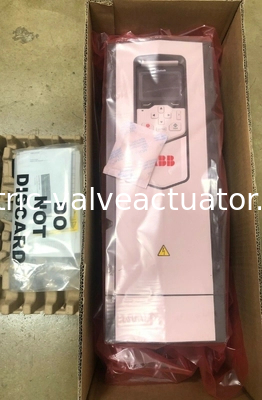 Dobra cena. ACS880-01-027A-5 nowy oryginał, PRZETWORNICA CZĘSTOTLIWOŚCI, NEMA 1 IP21 27AMP 3-FAZOWA 400/480/500VAC 50/60HZ w sieci
