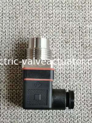 Dobra cena. KOBOLD TWR120900 Niezawodny Trwały Kompaktowy Wyłącznik Końcowy do Automatyki Przemysłowej w sieci